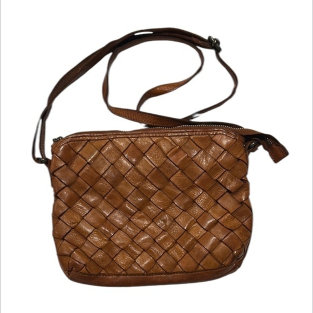 Vilenca Holland woven leather crossbody shoulder bag cognac brown